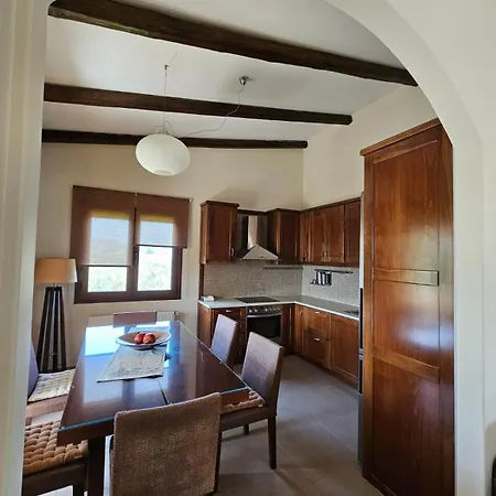 Orestis' Family House Apartamento