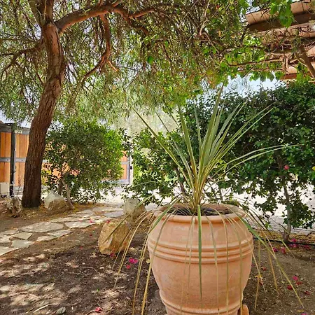 Orestis' Family House Apartamento *